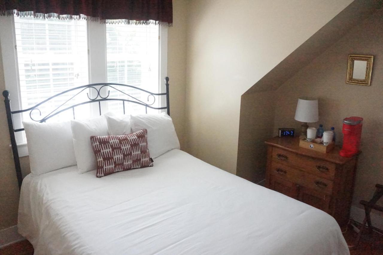 The Frogtown Inn Canadensis Luaran gambar