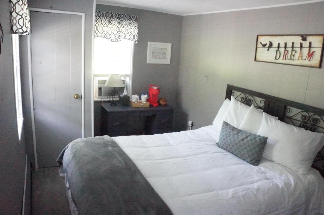 The Frogtown Inn Canadensis Luaran gambar
