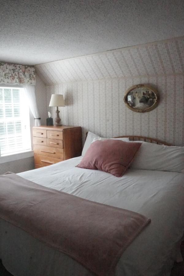 The Frogtown Inn Canadensis Luaran gambar